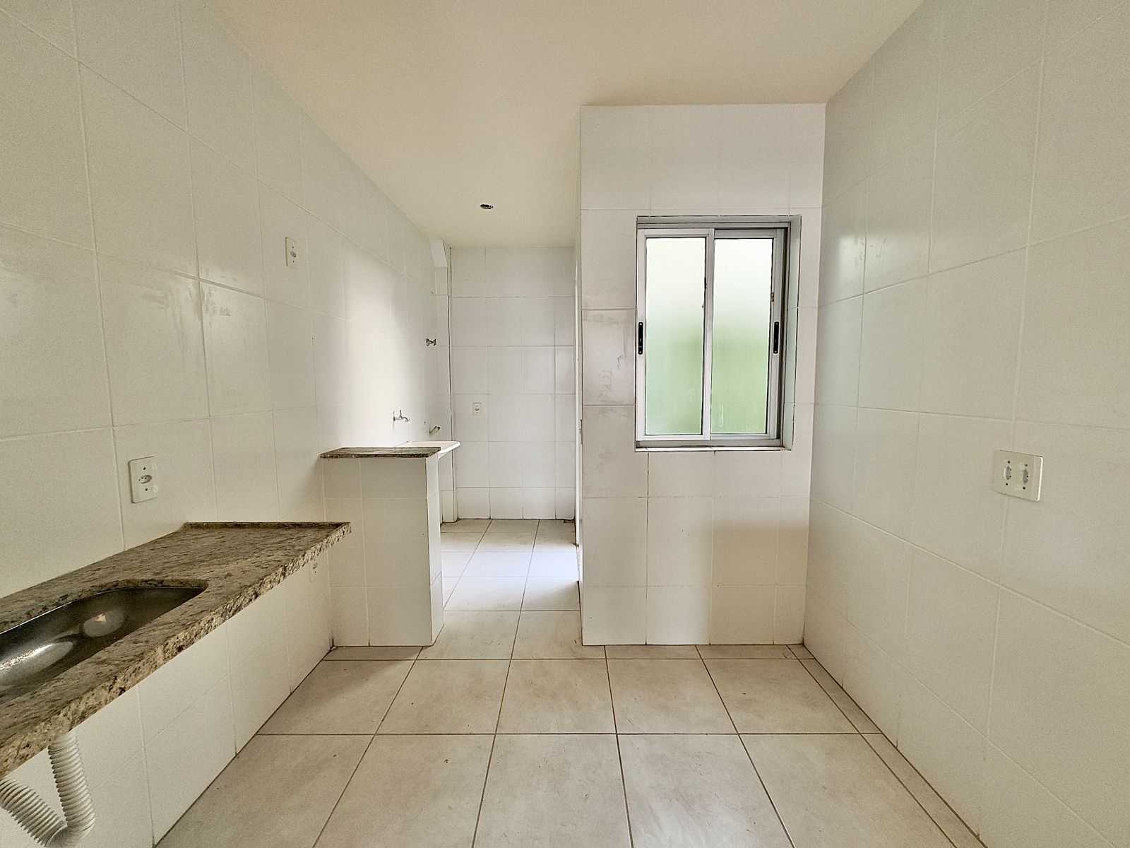 Apartamento à venda com 2 quartos, 60m² - Foto 11