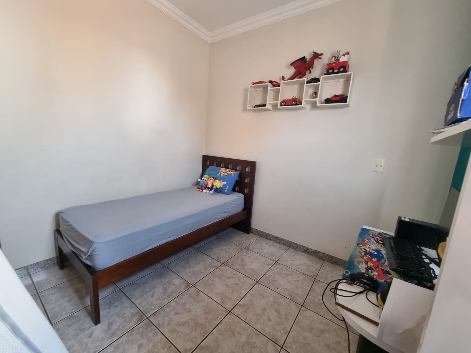 Apartamento à venda com 3 quartos, 84m² - Foto 3