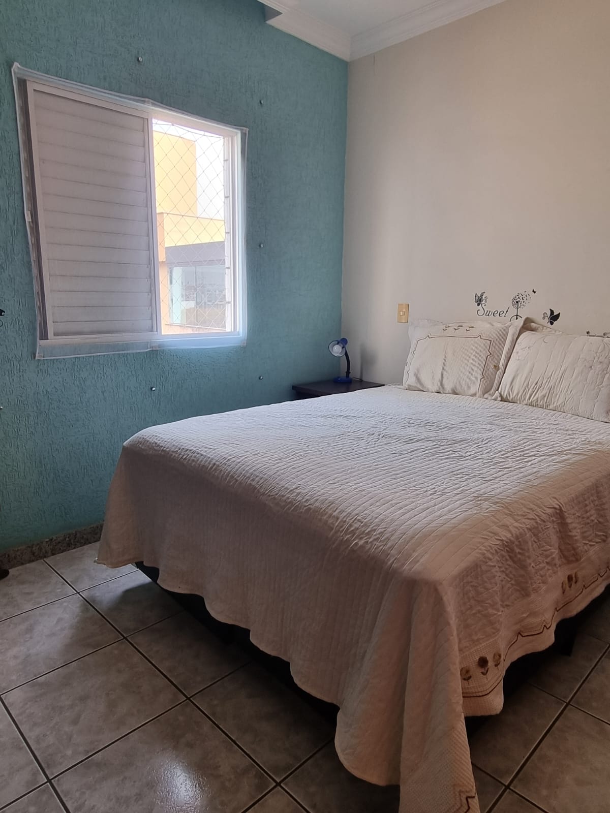 Apartamento à venda com 3 quartos, 84m² - Foto 2