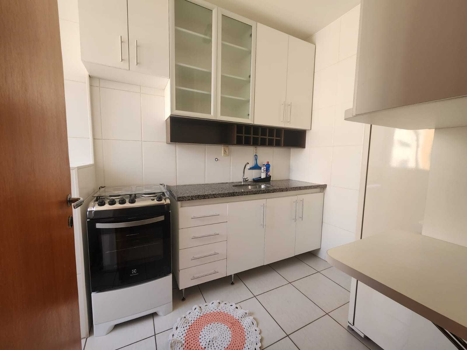 Apartamento para alugar com 2 quartos, 68m² - Foto 9