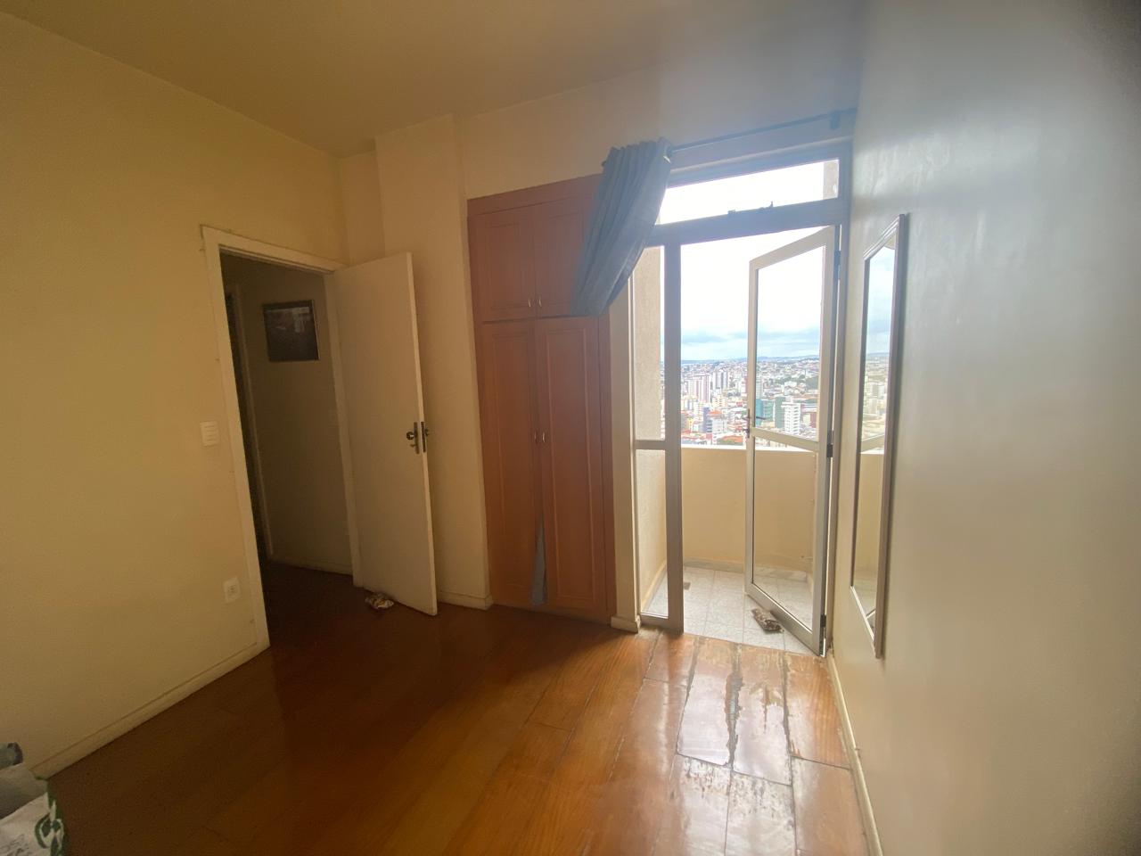 Apartamento à venda com 3 quartos, 92m² - Foto 12