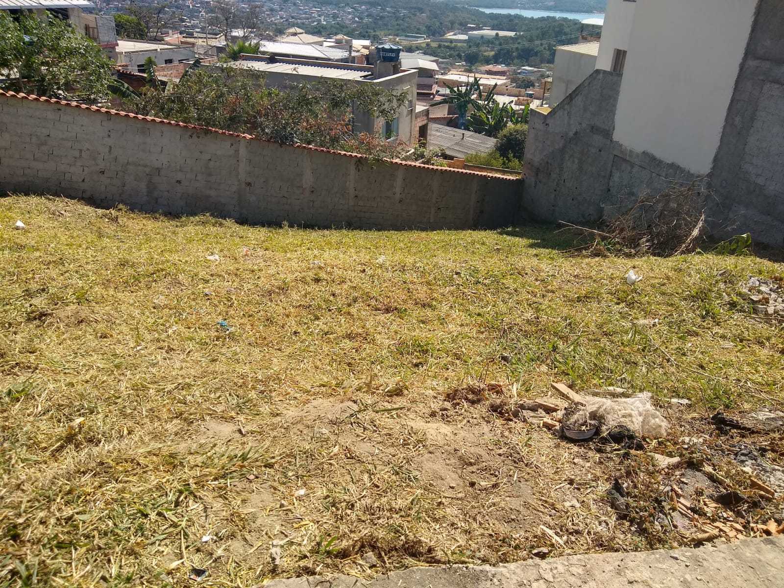 Terreno à venda, 350m² - Foto 1