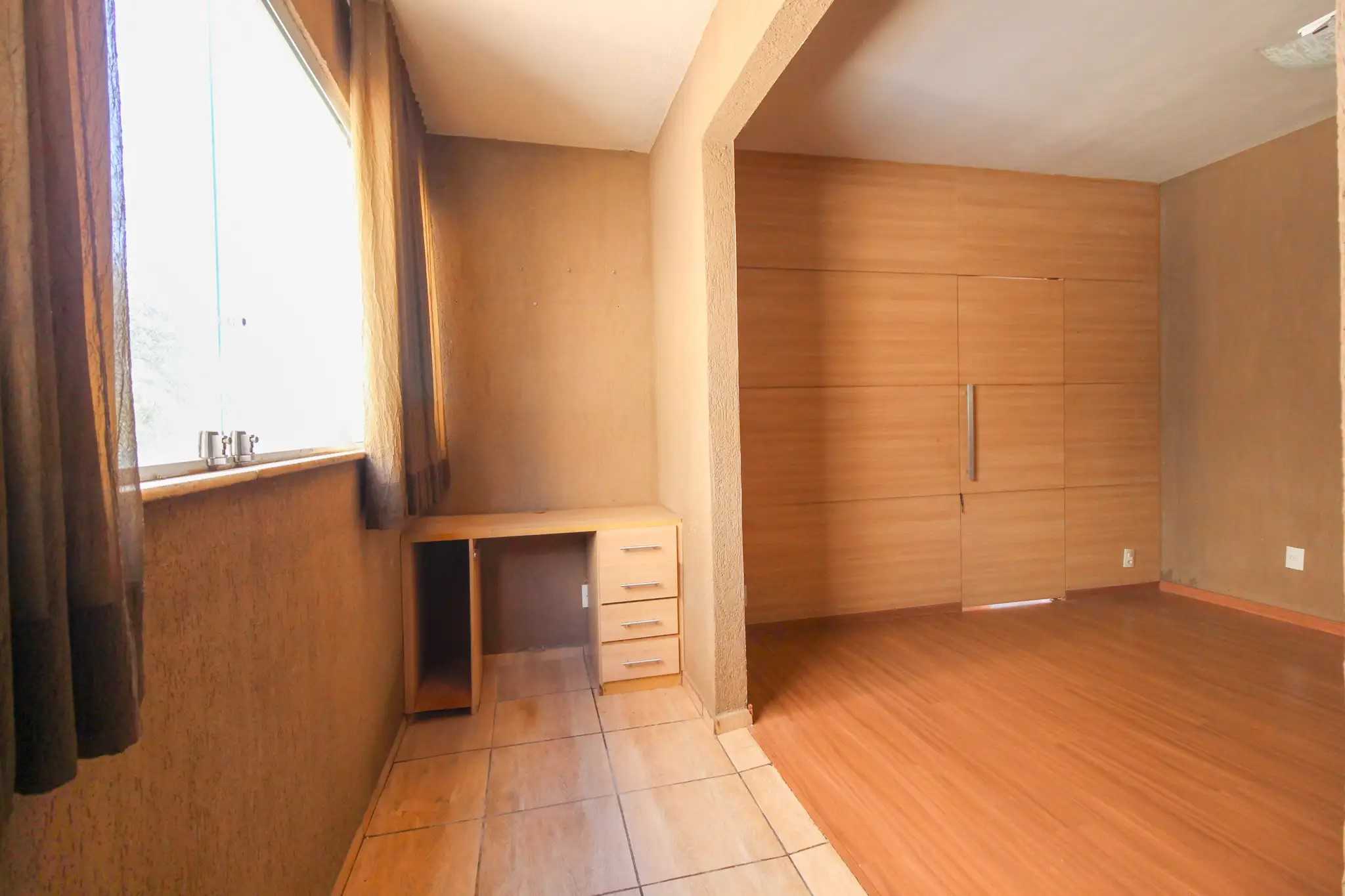 Apartamento à venda com 2 quartos, 60m² - Foto 2