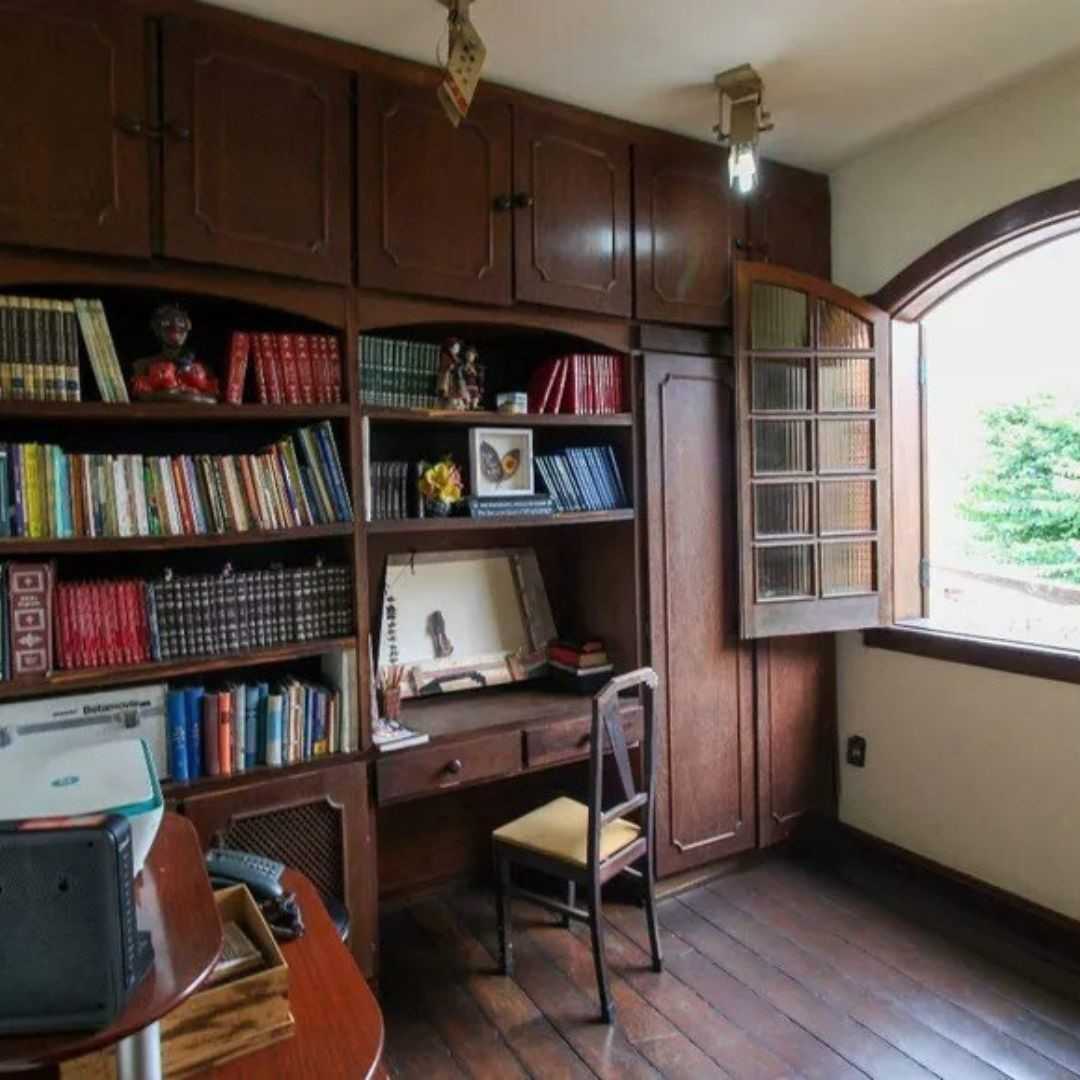 Casa para alugar com 5 quartos, 480m² - Foto 11