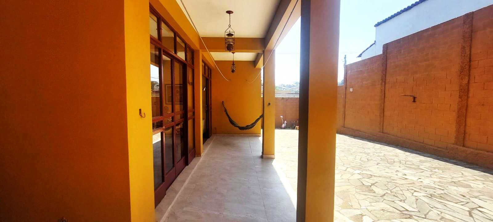 Casa à venda com 5 quartos, 250m² - Foto 12