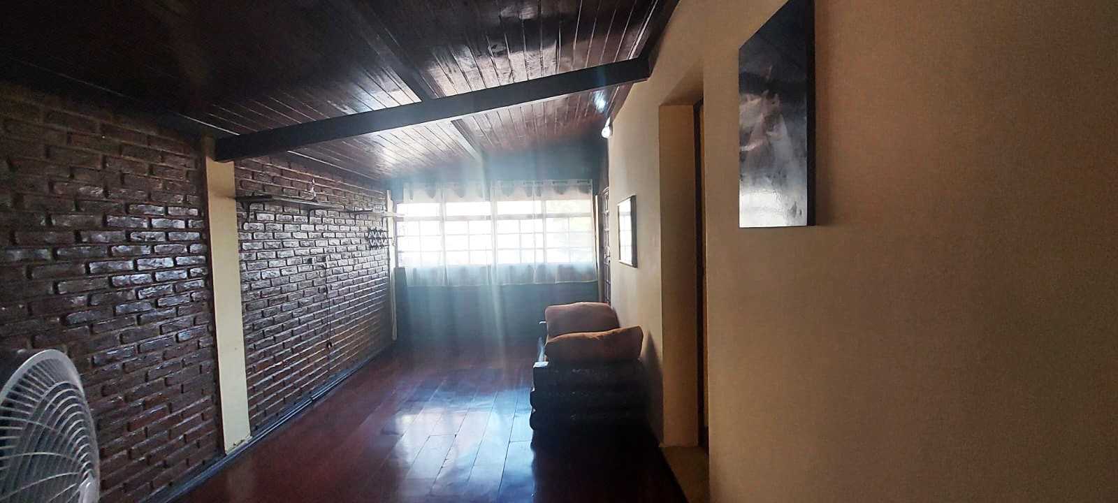 Casa à venda com 5 quartos, 250m² - Foto 20