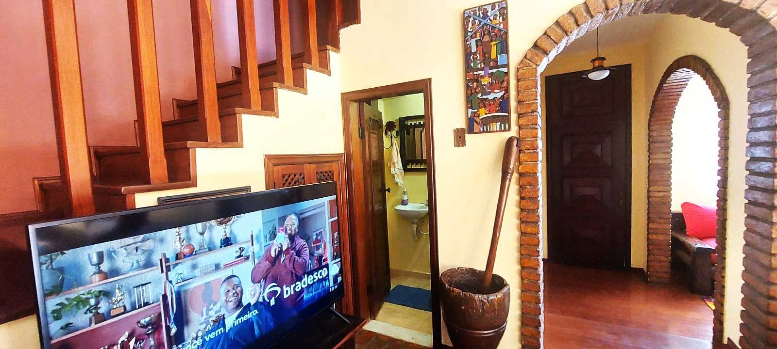 Casa à venda com 5 quartos, 250m² - Foto 5