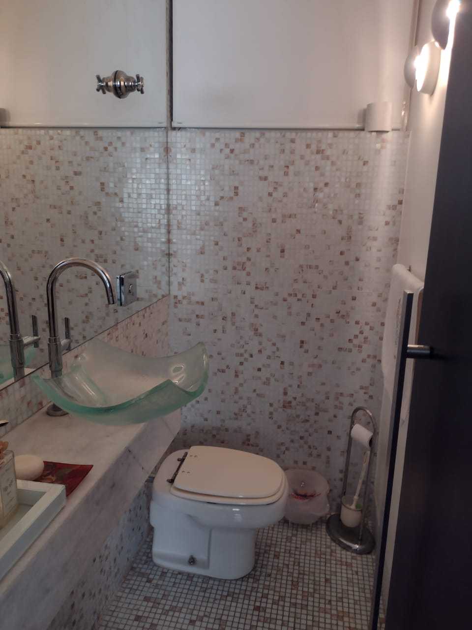 Apartamento para alugar com 3 quartos, 160m² - Foto 12