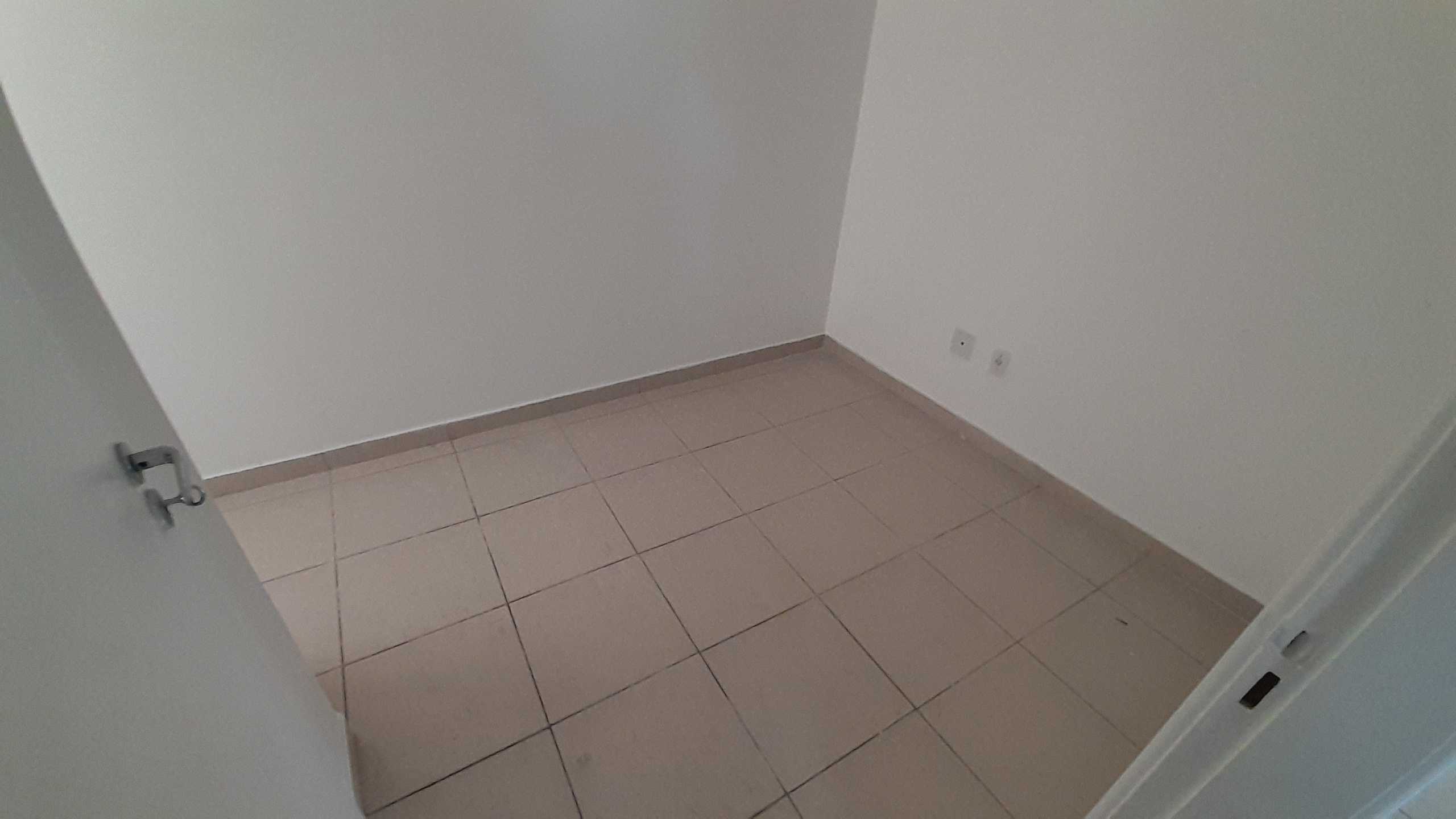 Apartamento à venda com 3 quartos, 75m² - Foto 11