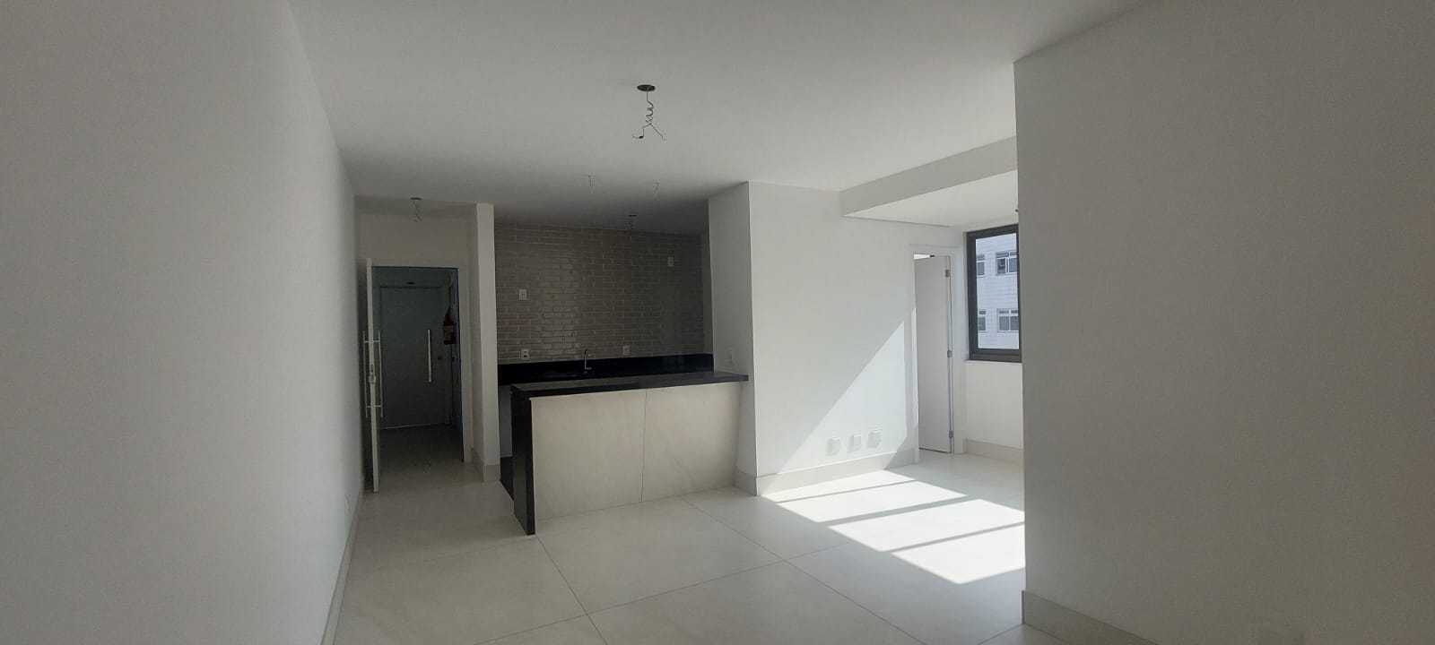 Apartamento à venda com 3 quartos, 80m² - Foto 4