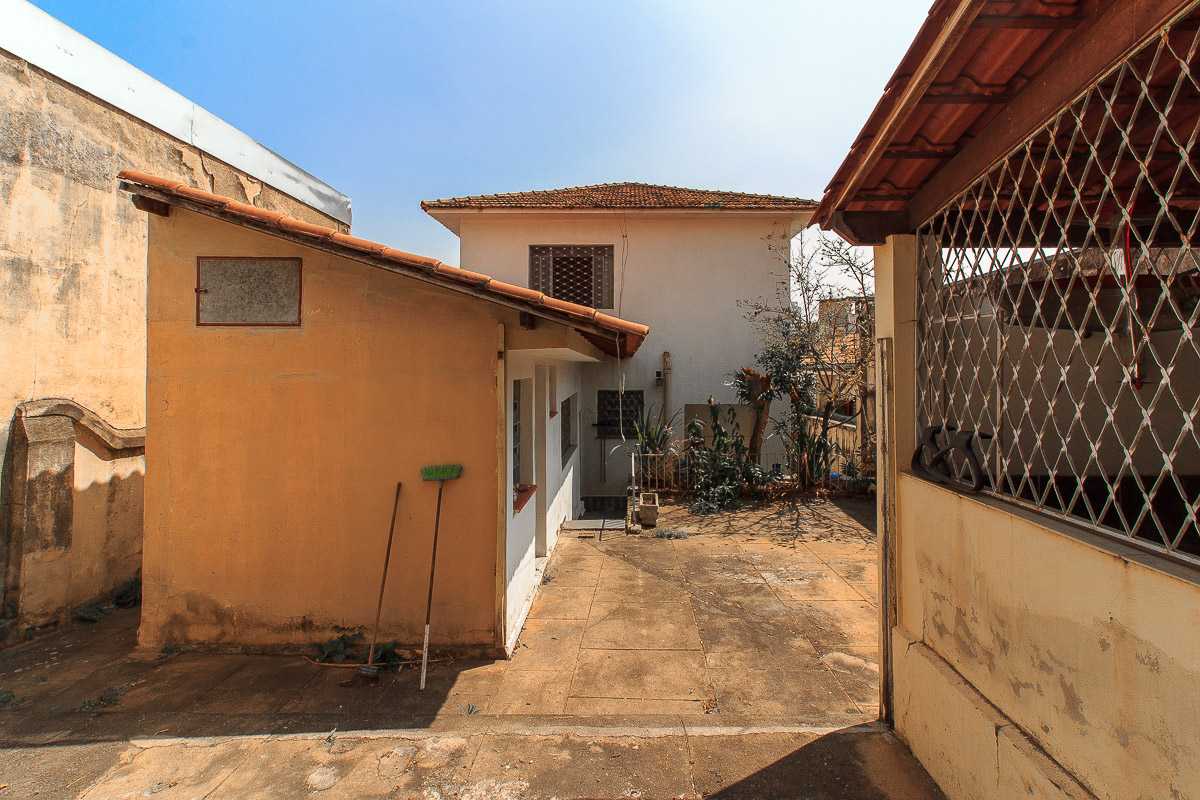 Casa à venda com 4 quartos, 303m² - Foto 19