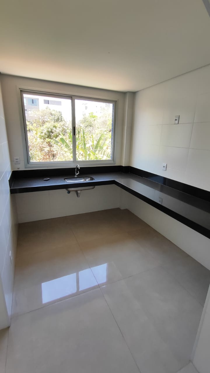 Apartamento à venda com 3 quartos, 85m² - Foto 7