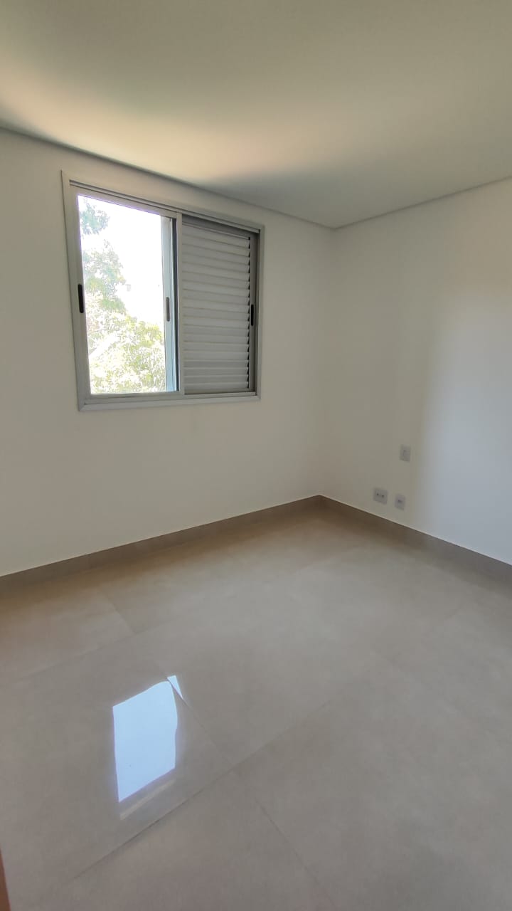 Apartamento à venda com 3 quartos, 85m² - Foto 17