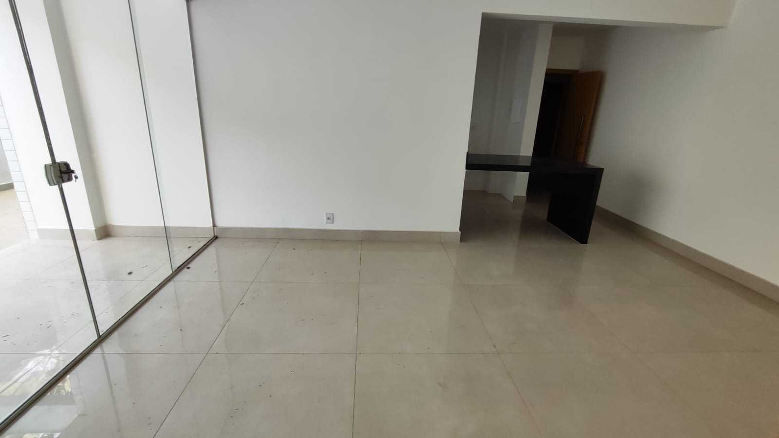 Apartamento à venda com 3 quartos, 130m² - Foto 3