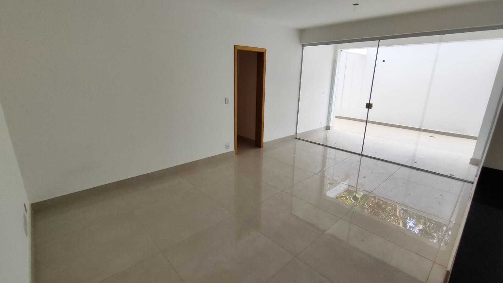 Apartamento à venda com 3 quartos, 130m² - Foto 2