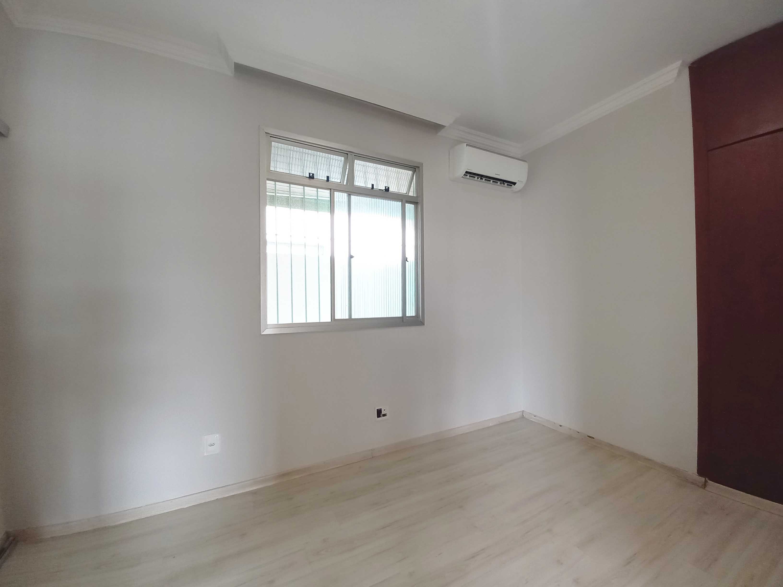 Apartamento à venda com 4 quartos, 142m² - Foto 6