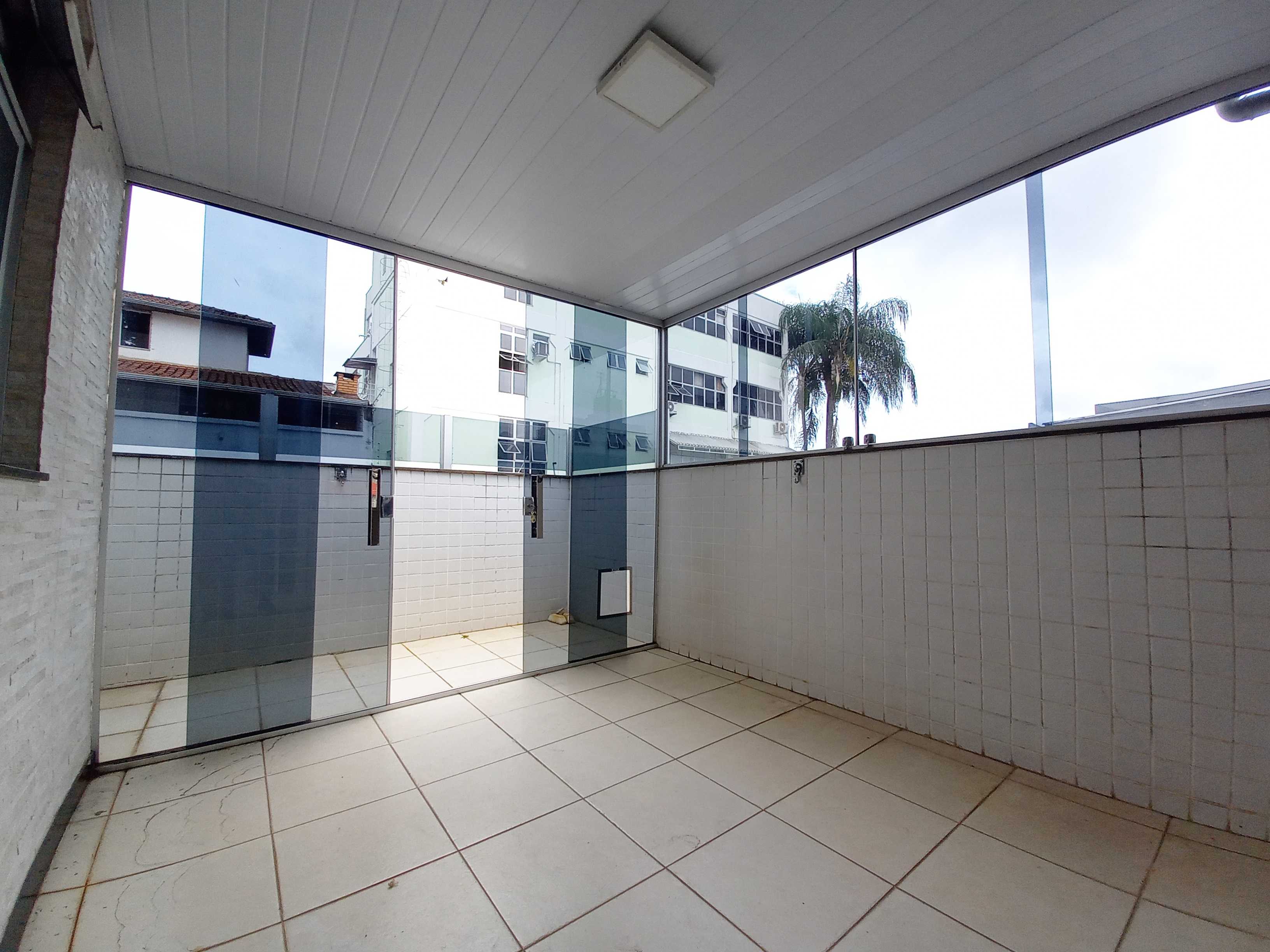 Apartamento à venda com 4 quartos, 142m² - Foto 17