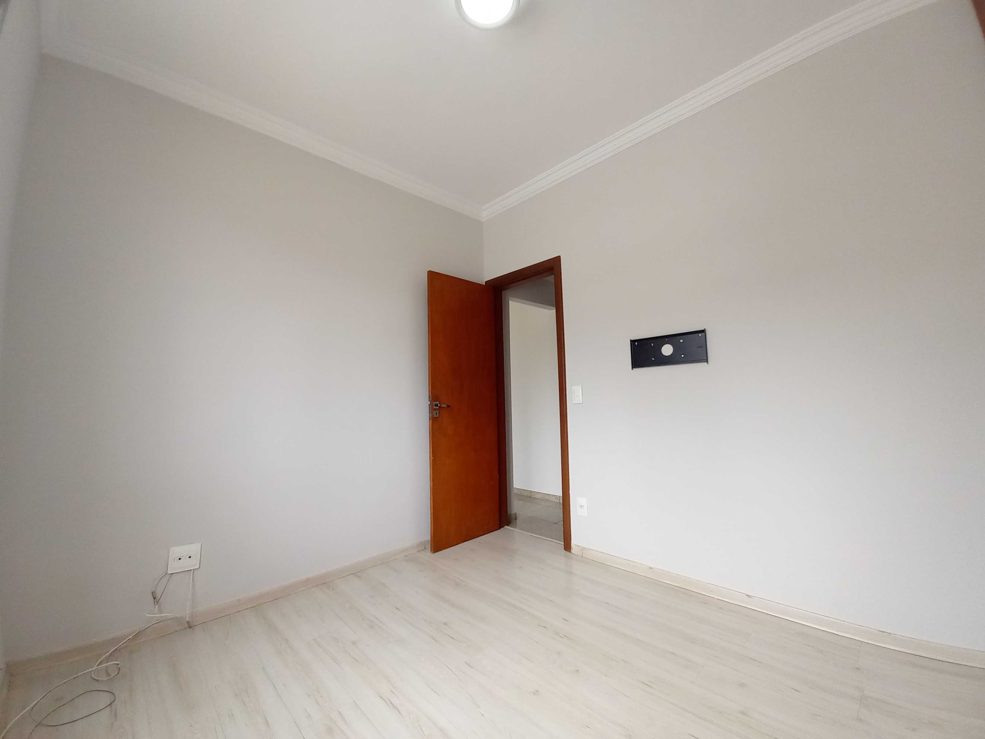 Apartamento à venda com 4 quartos, 142m² - Foto 11