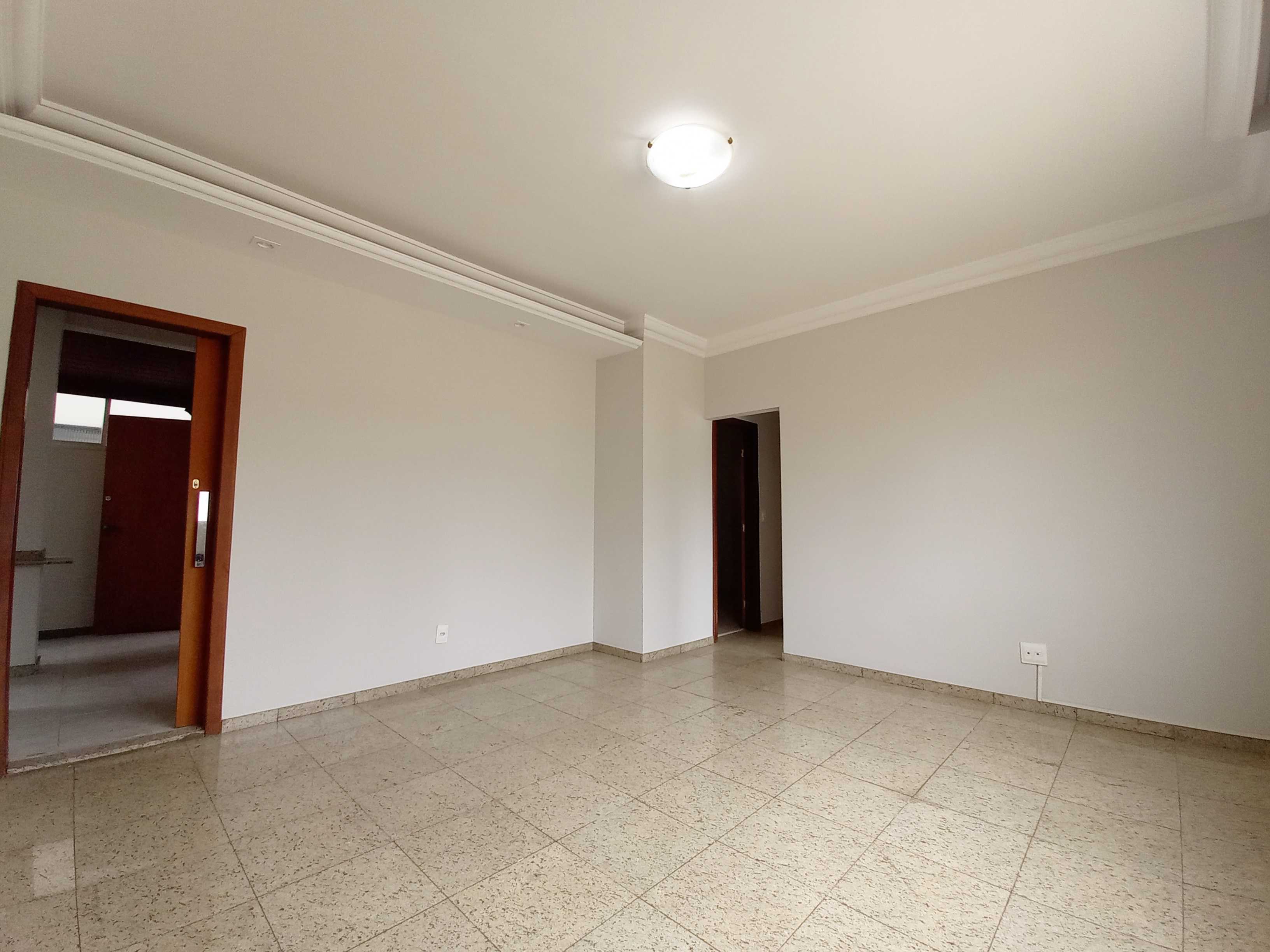 Apartamento à venda com 4 quartos, 142m² - Foto 1