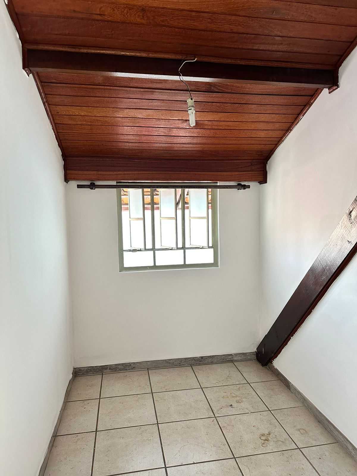 Casa à venda com 4 quartos, 360m² - Foto 22