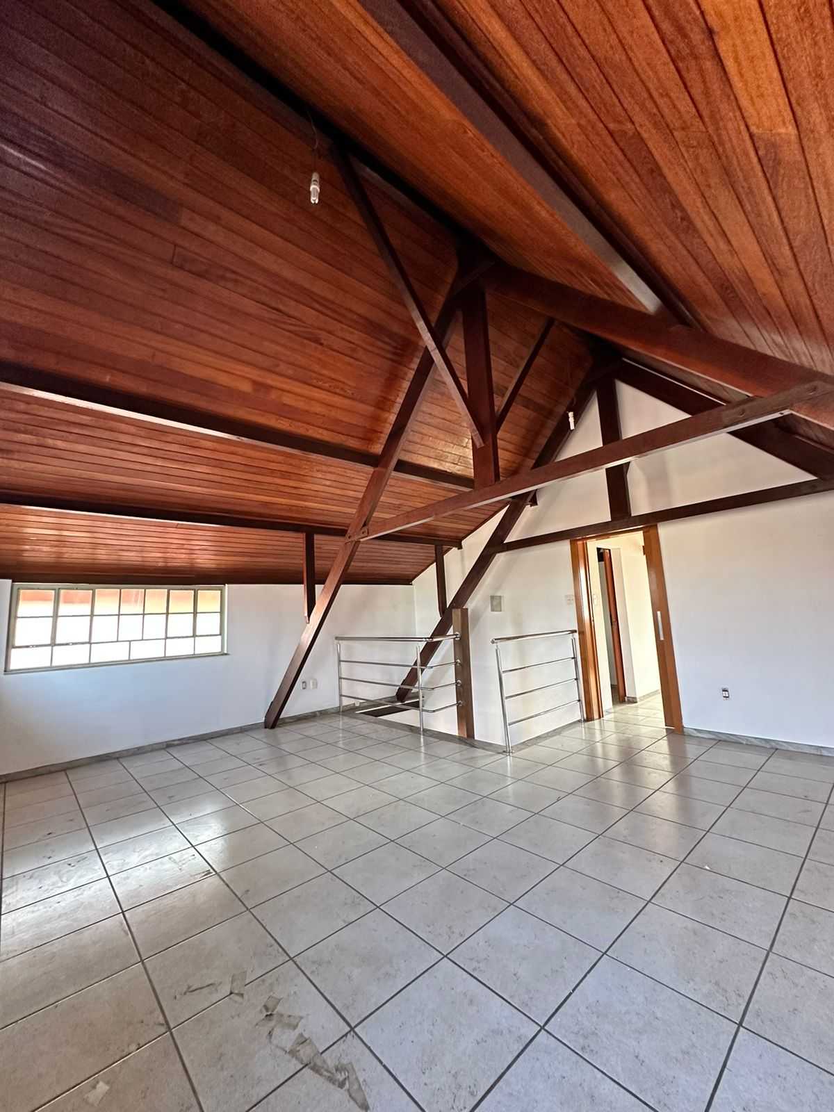 Casa à venda com 4 quartos, 360m² - Foto 16