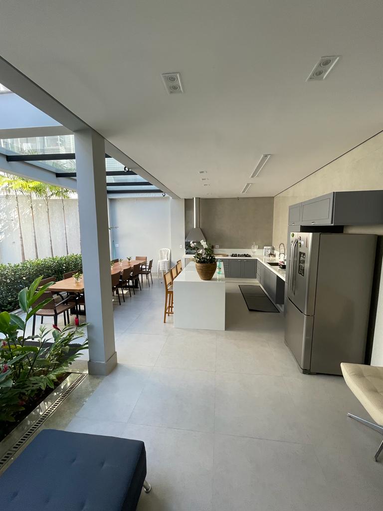 Casa à venda com 3 quartos, 260m² - Foto 10