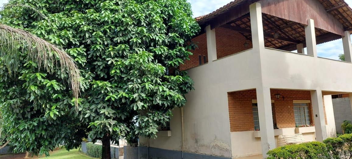 Casa à venda com 3 quartos, 100m² - Foto 2