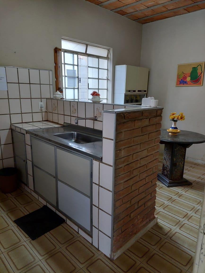 Casa à venda com 3 quartos, 100m² - Foto 8