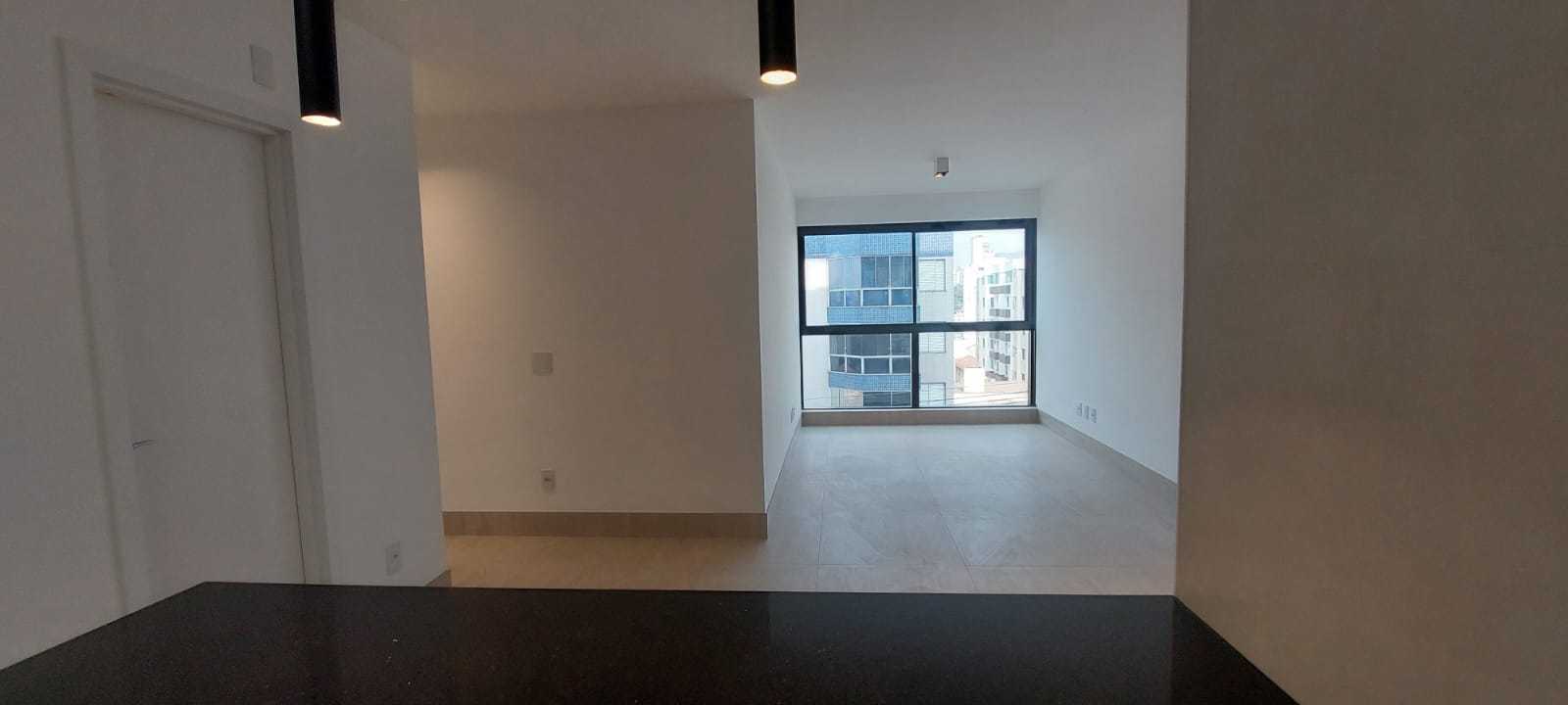 Apartamento à venda com 3 quartos, 85m² - Foto 2