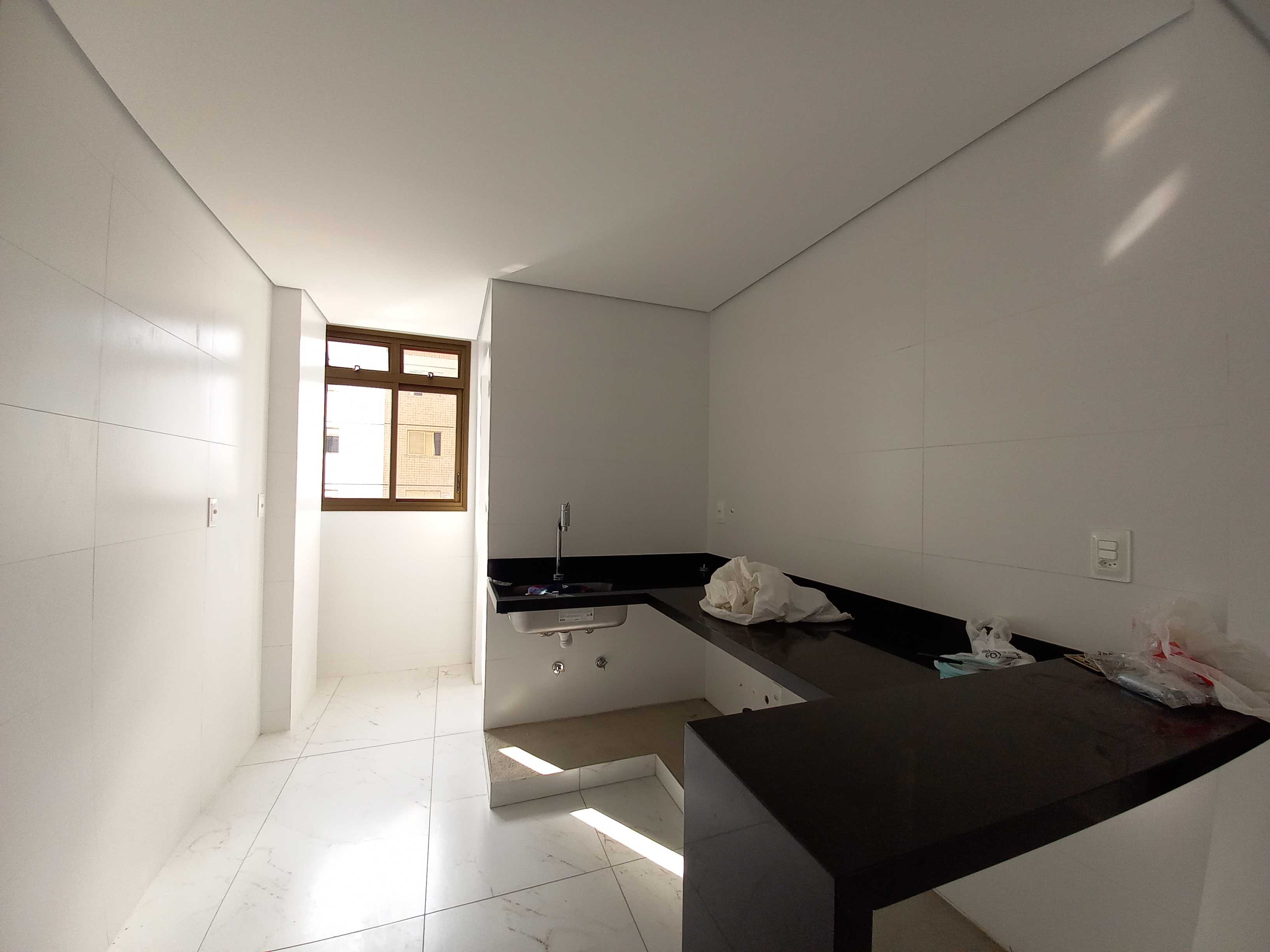 Apartamento à venda com 4 quartos, 110m² - Foto 14