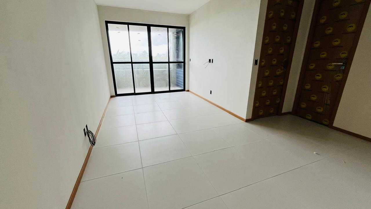 Apartamento à venda com 1 quarto, 43m² - Foto 2