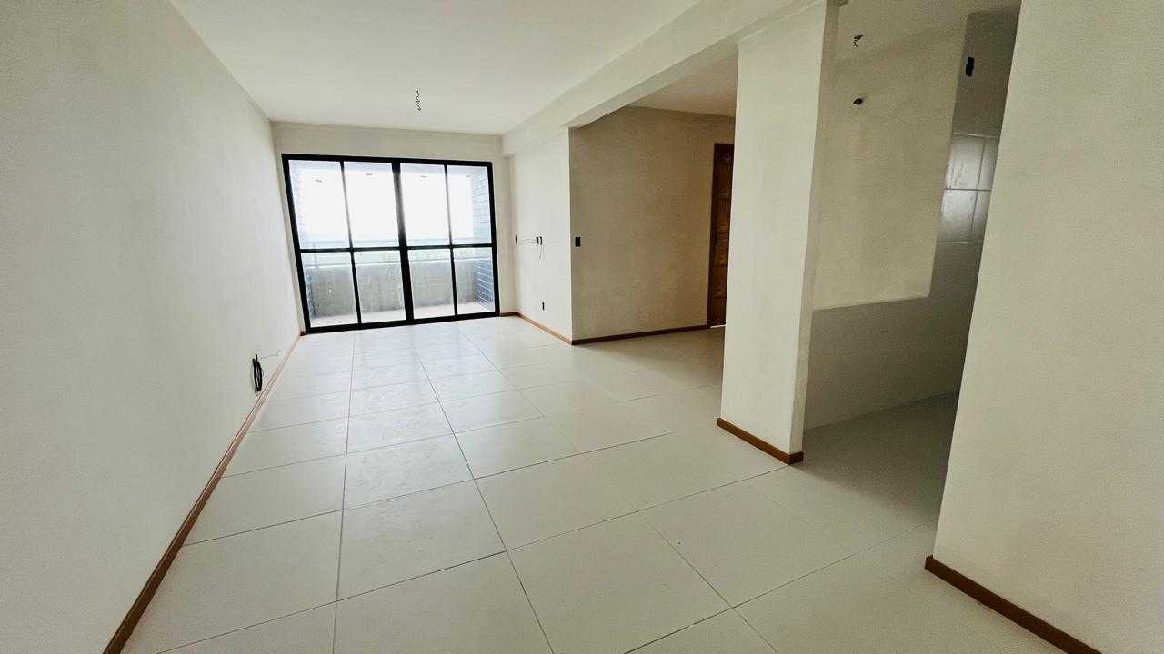 Apartamento à venda com 2 quartos, 68m² - Foto 2