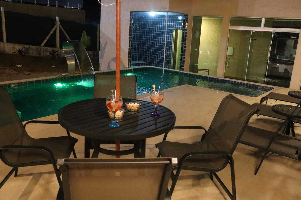 Casa de Condomínio à venda com 4 quartos, 220m² - Foto 25