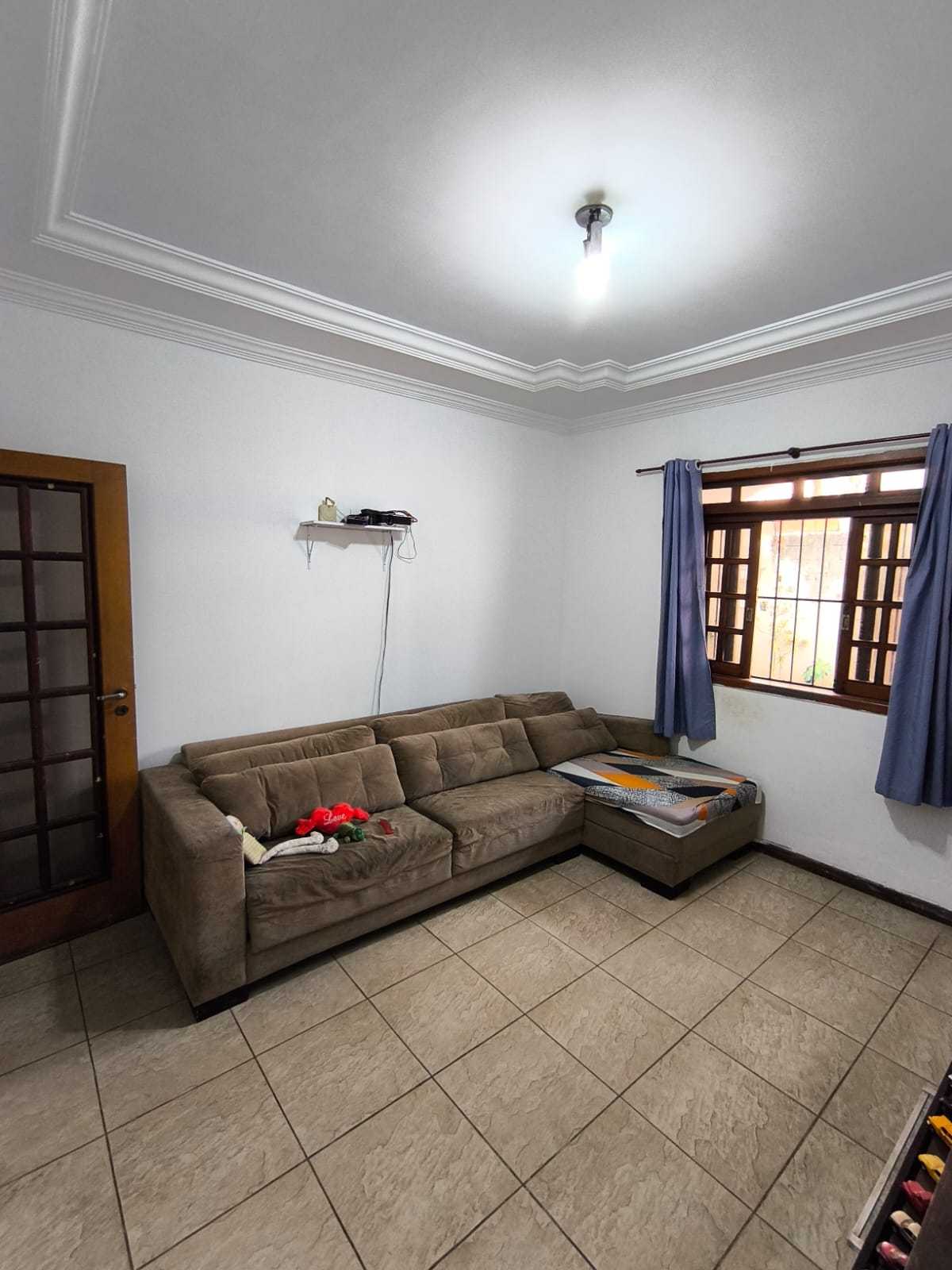 Casa à venda com 3 quartos, 240m² - Foto 5