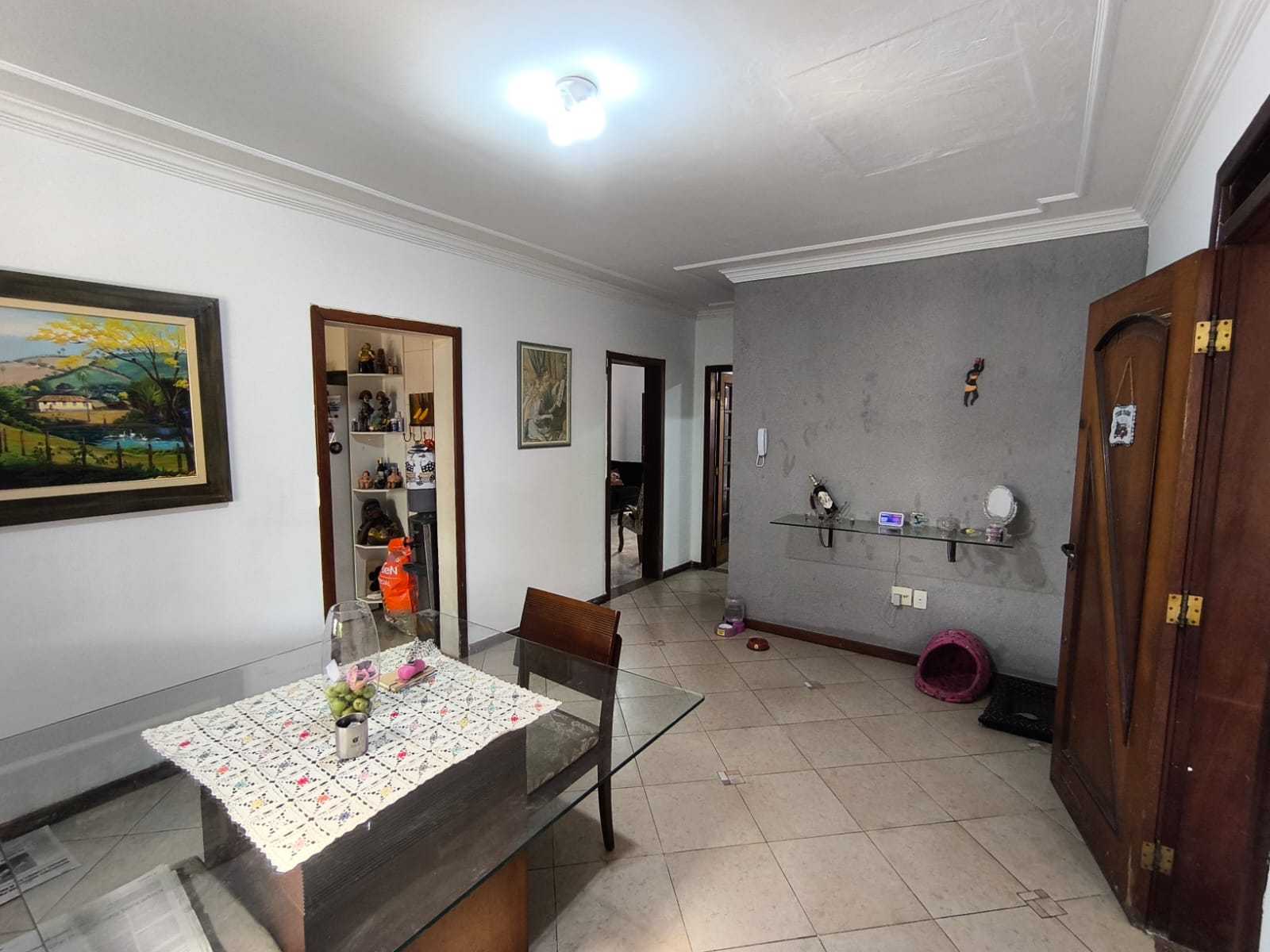 Casa à venda com 3 quartos, 240m² - Foto 9