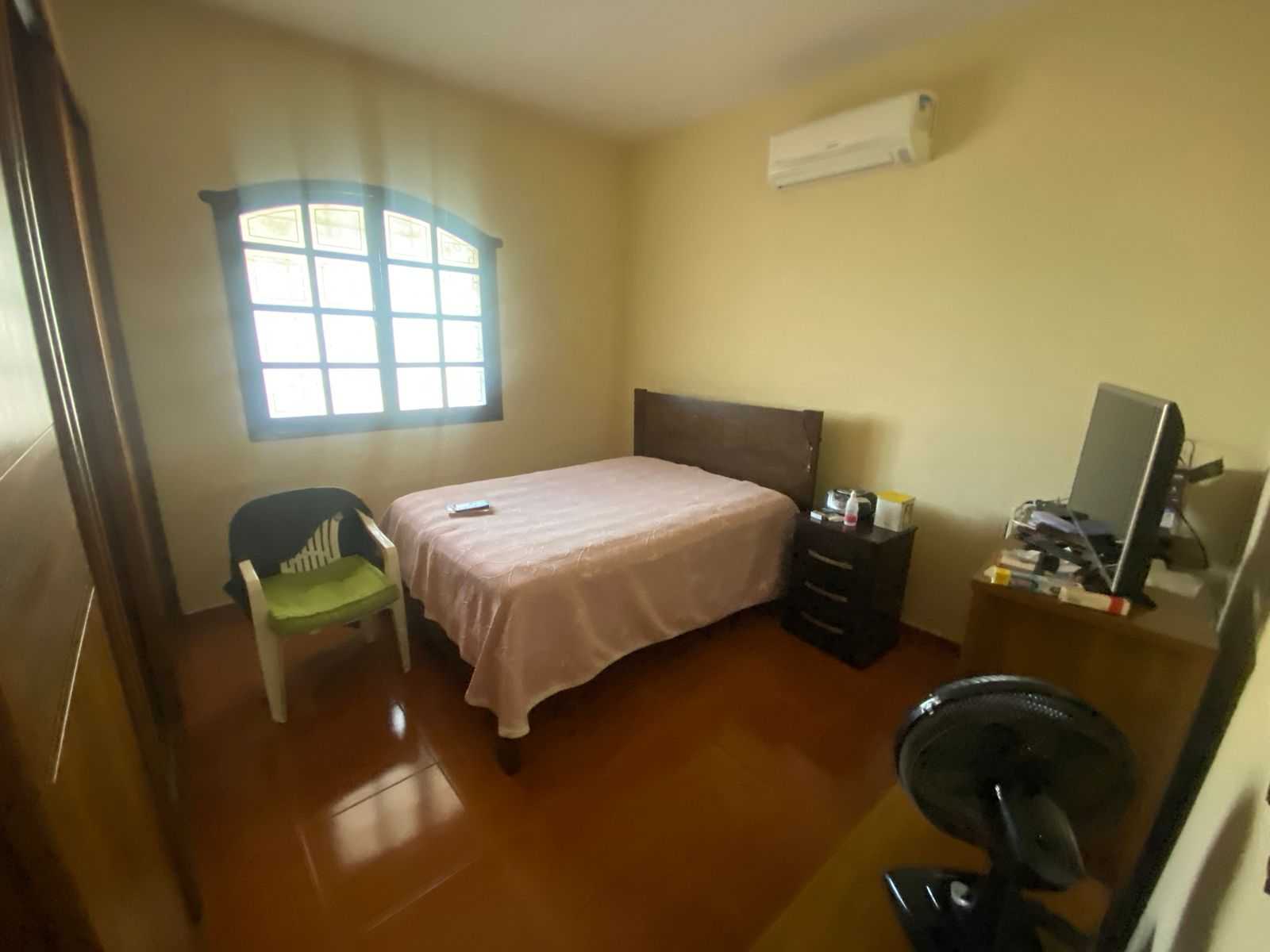 Casa à venda com 3 quartos, 360m² - Foto 17