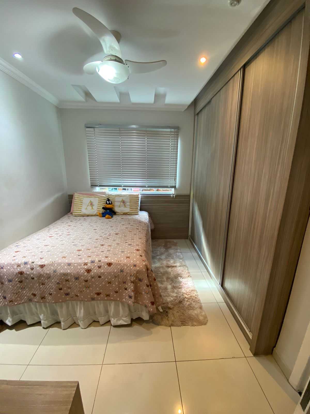 Casa à venda com 3 quartos, 360m² - Foto 23