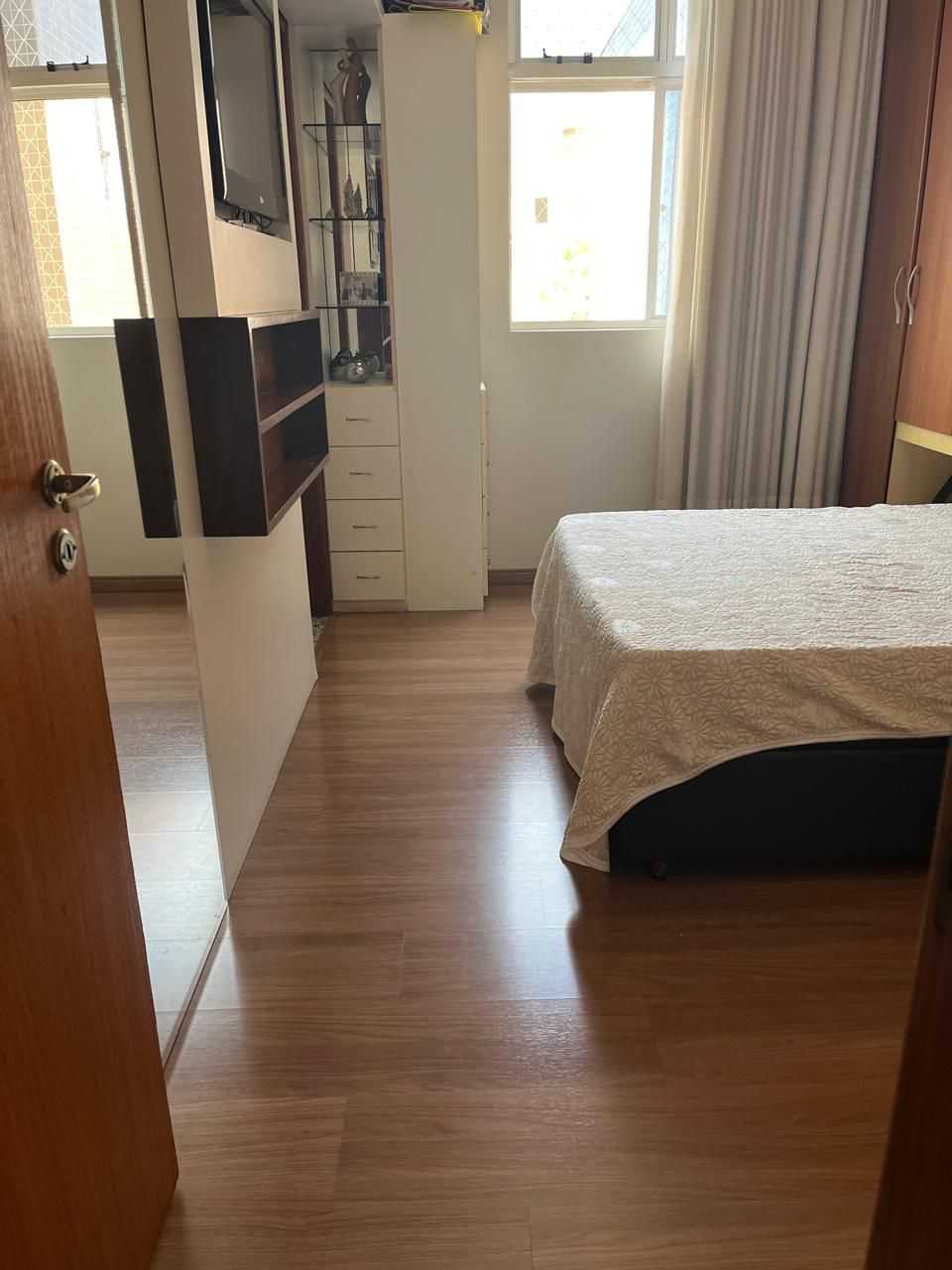 Apartamento à venda com 3 quartos, 95m² - Foto 11