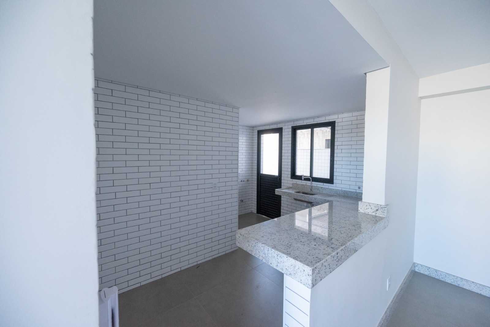 Apartamento à venda com 3 quartos, 141m² - Foto 10