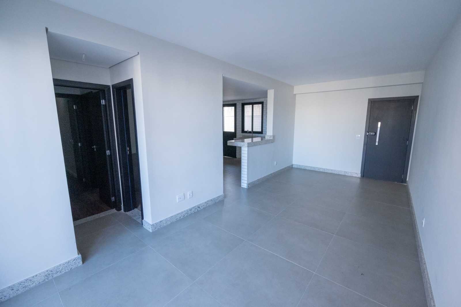 Apartamento à venda com 3 quartos, 141m² - Foto 3