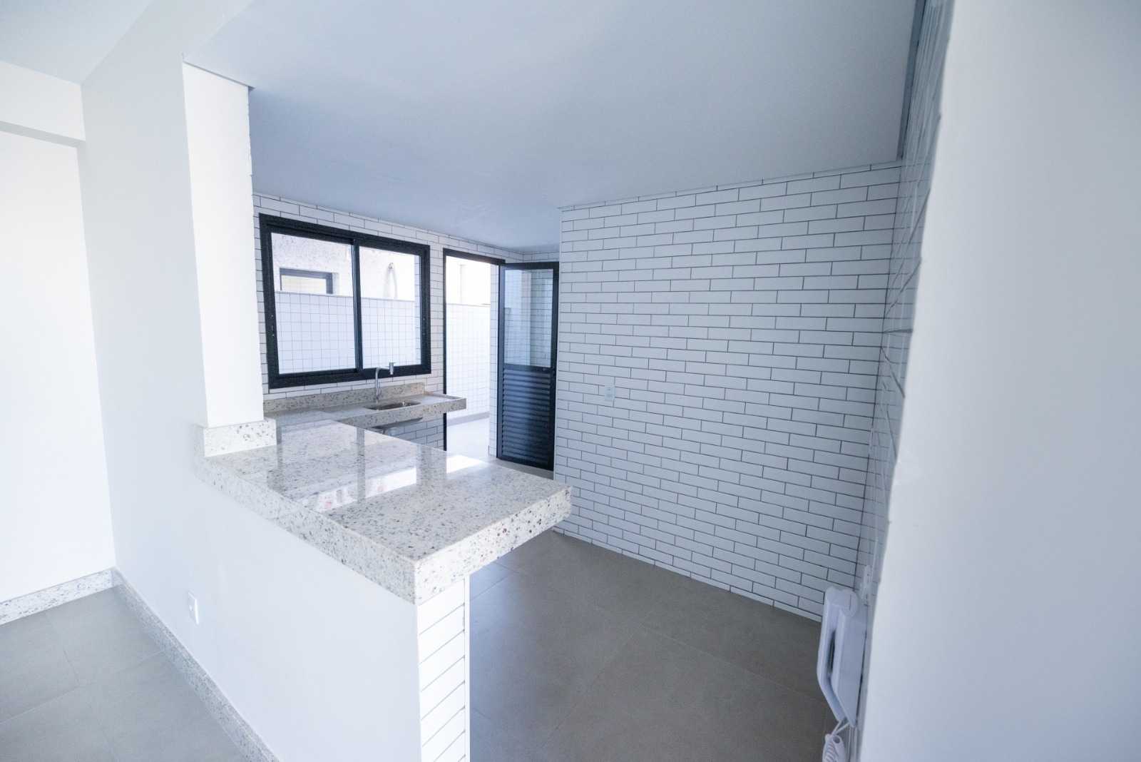 Apartamento à venda com 3 quartos, 141m² - Foto 9