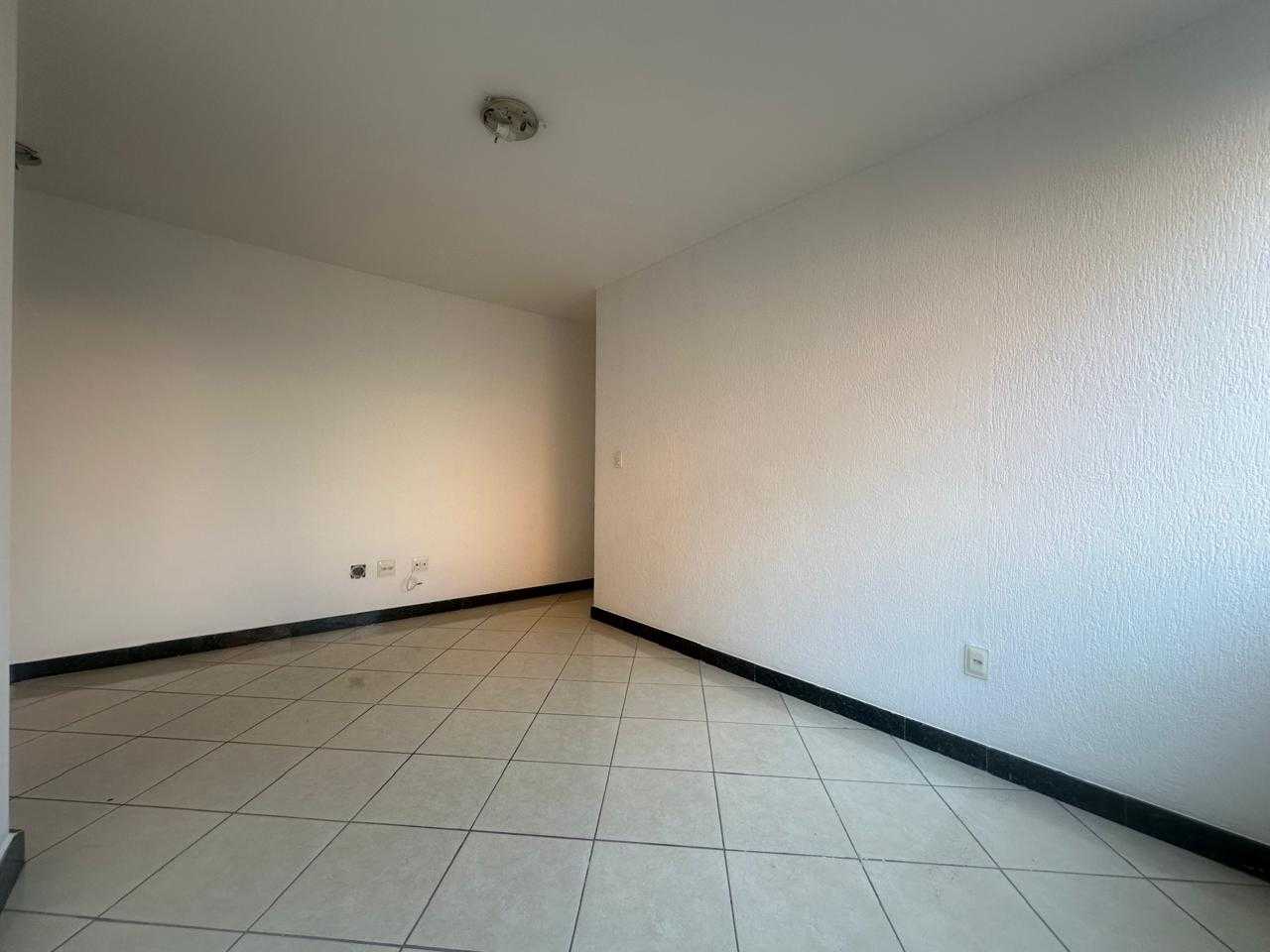 Apartamento à venda com 2 quartos, 86m² - Foto 2