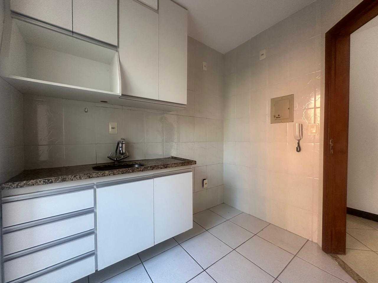 Apartamento à venda com 2 quartos, 86m² - Foto 3