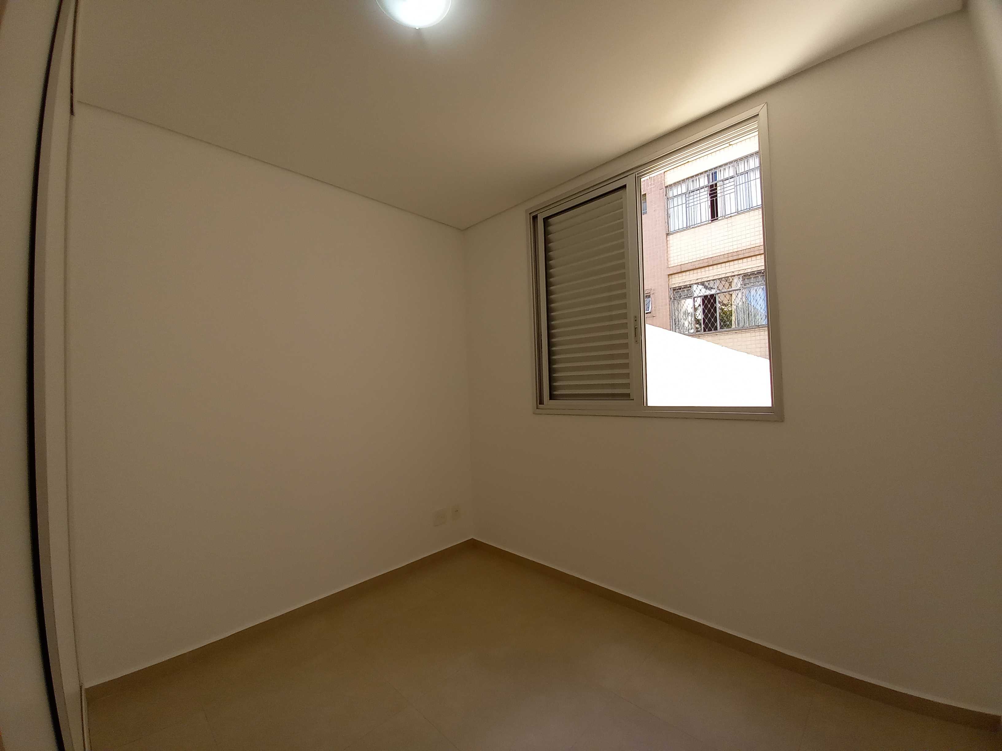 Apartamento à venda com 3 quartos, 85m² - Foto 7