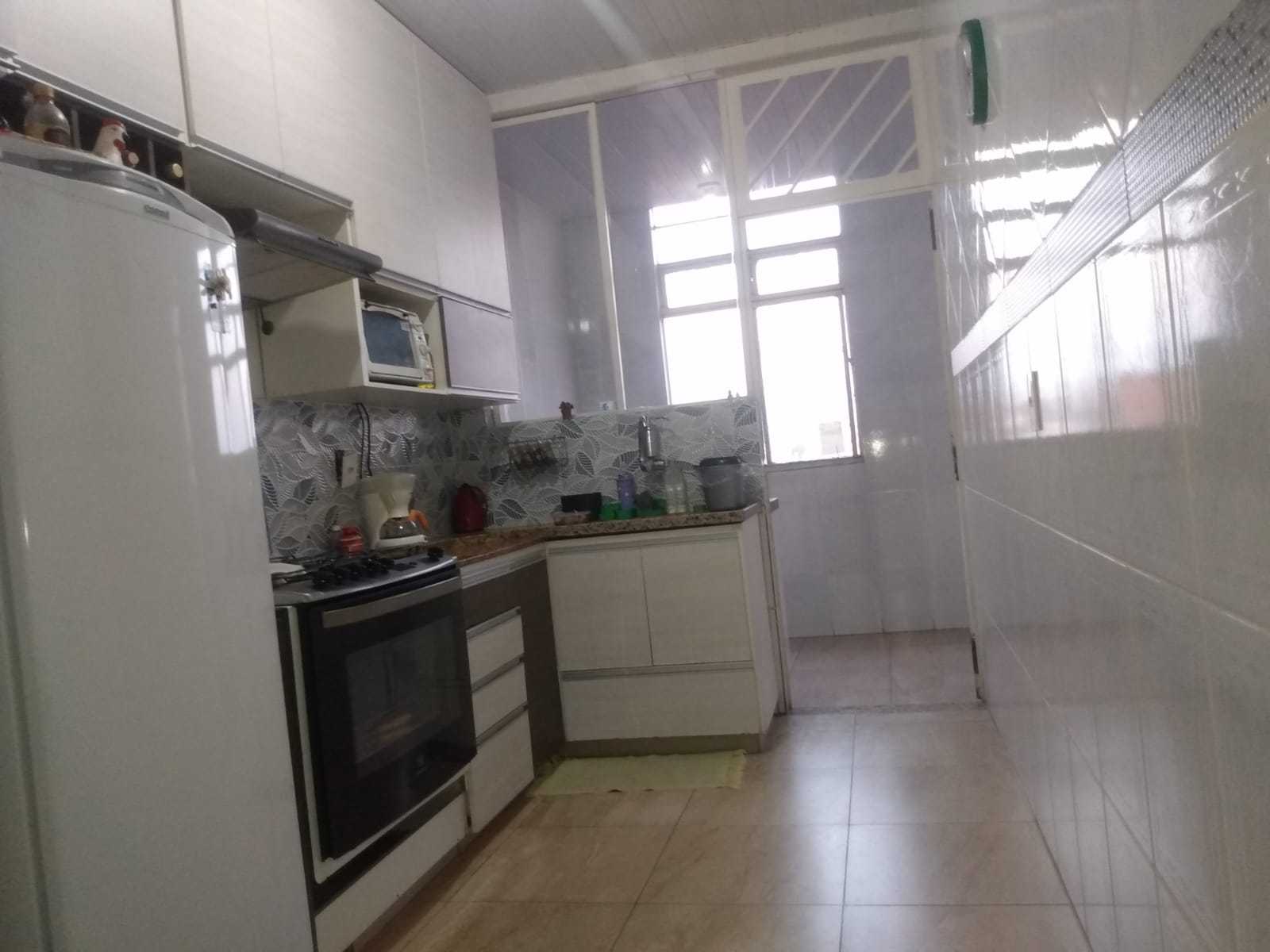 Casa à venda com 3 quartos, 180m² - Foto 9