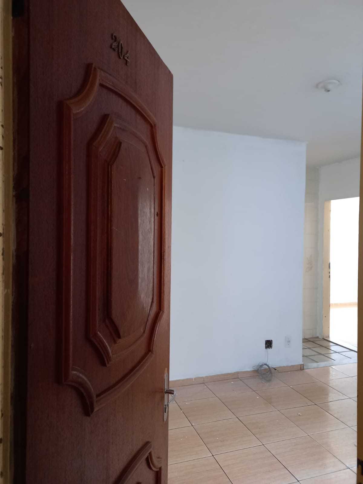 Apartamento à venda com 2 quartos, 55m² - Foto 4