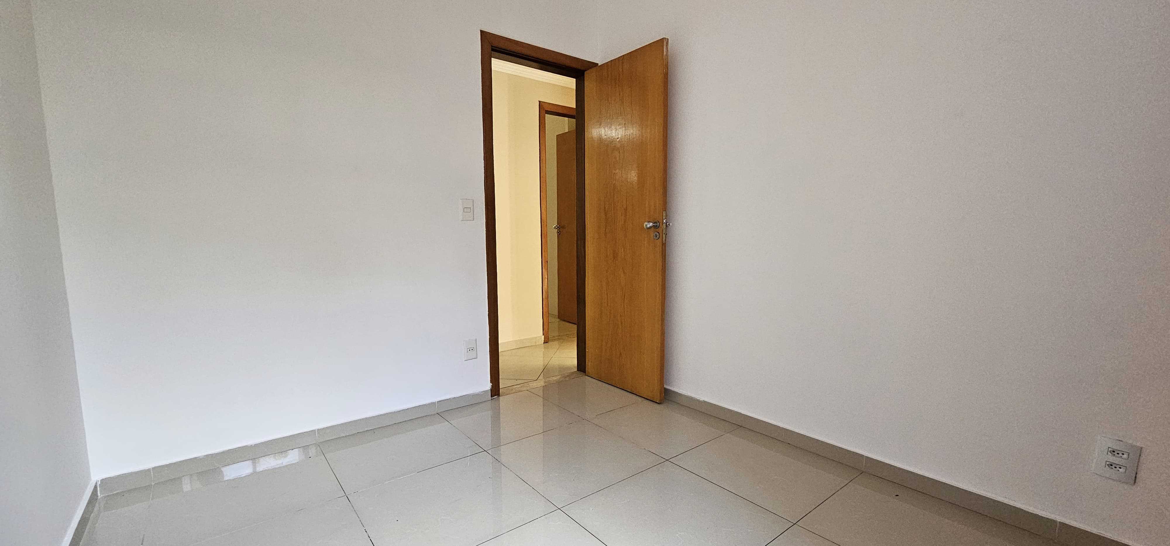 Apartamento à venda com 3 quartos, 137m² - Foto 13