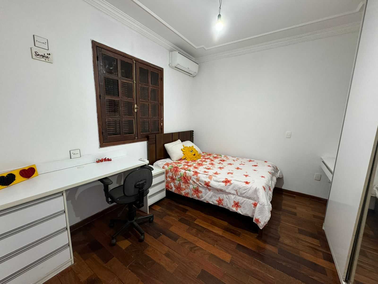 Casa à venda com 3 quartos, 150m² - Foto 9