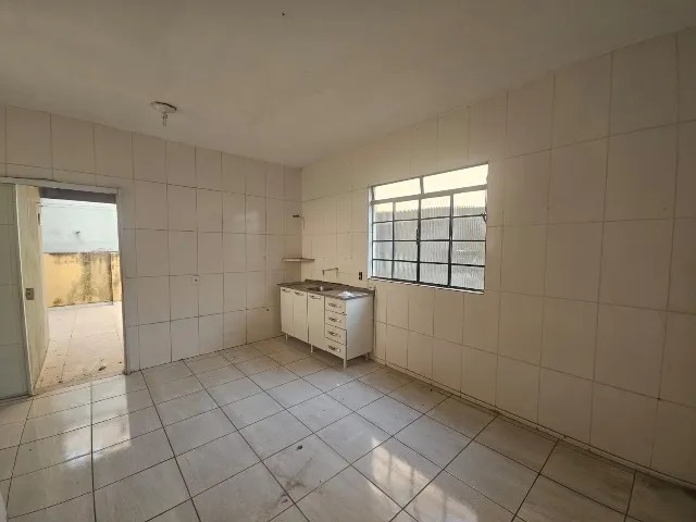 Casa à venda com 4 quartos, 350m² - Foto 11