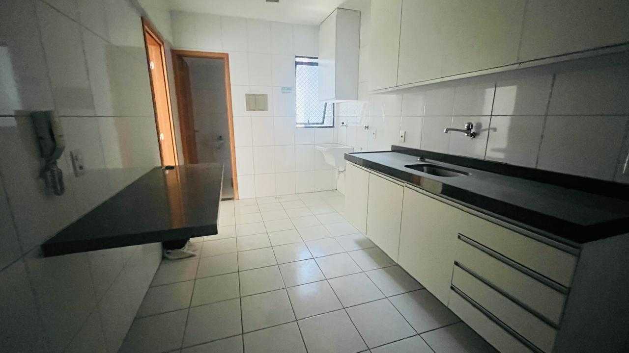 Apartamento à venda com 3 quartos, 95m² - Foto 15